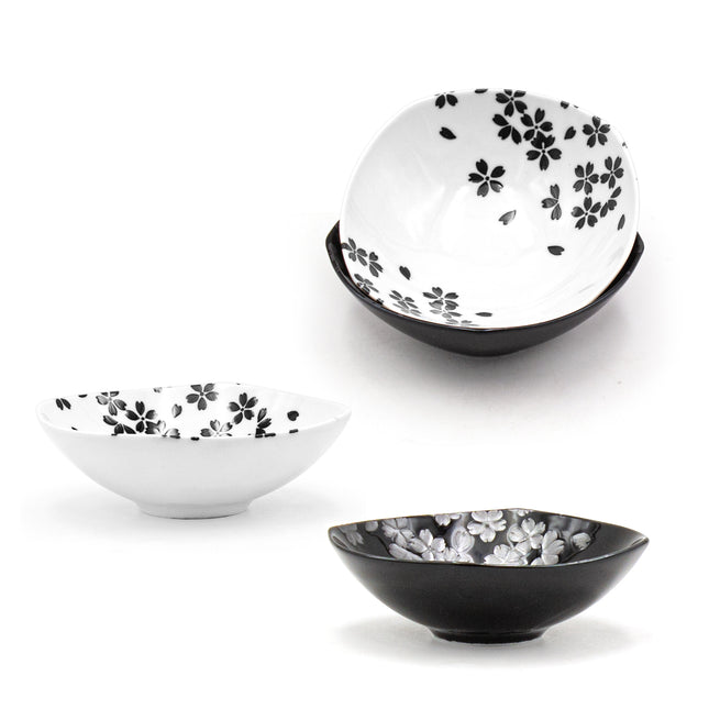 Japanese Flower Pattern Small Plate Set of 4 - Black, White