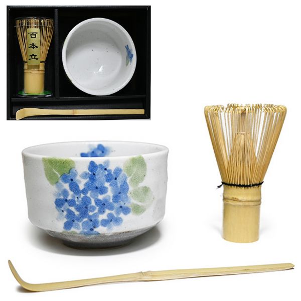 Japanese Matcha Tea Set with Bamboo Whisk & Scoop - Blue Flower